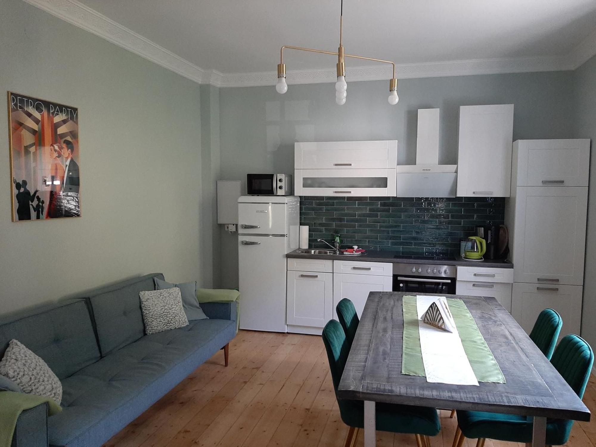 Art Deco Apartment Bacharach